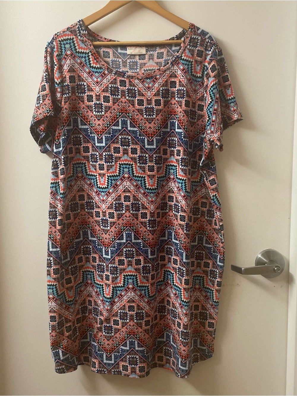 Bobbie Brooks Women’s Aztec Chevron Soft Dress in Coral, Navy & Teal, Size 3X